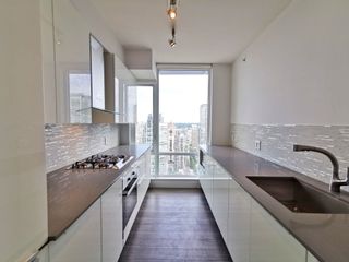 Photo 3: 2906 1283 HOWE Street in Vancouver: Downtown VW Condo for sale (Vancouver West)  : MLS®# R2869997