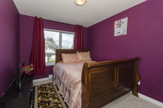 Photo 13: 18 5355 201A Street in Langley: Langley City Townhouse for sale in "PACIFIC COURT" : MLS®# R2160746