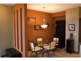 Photo 5: 8 153 ROCKYLEDGE View NW in CALGARY: Rocky Ridge Ranch Stacked Townhouse for sale (Calgary)  : MLS®# C3433741