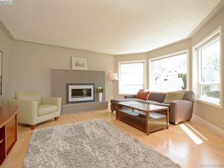 Photo 2: 4963 ARSENAULT Pl in VICTORIA: SE Cordova Bay House for sale (Saanich East)  : MLS®# 785855
