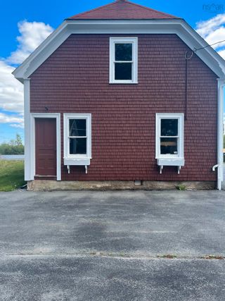 Photo 3: 2826 Highway 325 in Wileville: 405-Lunenburg County Residential for sale (South Shore)  : MLS®# 202222736