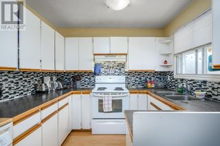Photo 11: 4308 Pleasant Valley Road Harwood: Okanagan Shuswap Real Estate Listing: MLS®# 10307658