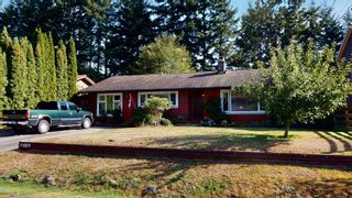 Photo 1: 1989 BIRCH Drive in Squamish: Valleycliffe House for sale : MLS®# R2619965