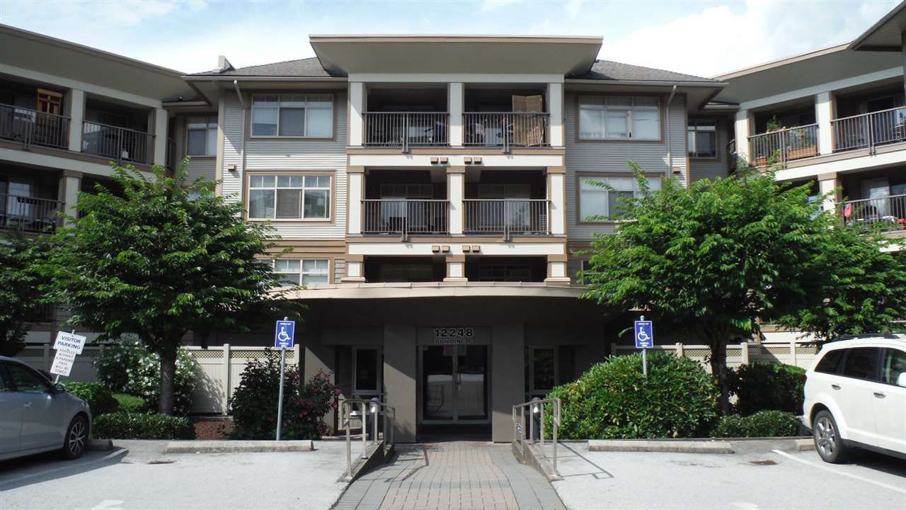 Photo 1: Photos: 424 12248 224 Street in Maple Ridge: East Central Condo for sale in "Urbano" : MLS®# R2392214