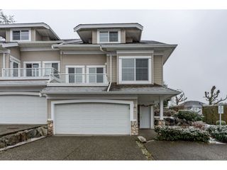 Photo 1: 27 31501 UPPER MACLURE Road in Abbotsford: Abbotsford West Townhouse for sale in "Maclure Walk" : MLS®# R2346484
