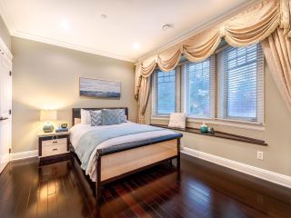 Photo 12: 1331 W 59TH Avenue in Vancouver: South Granville House for sale (Vancouver West)  : MLS®# R2834185