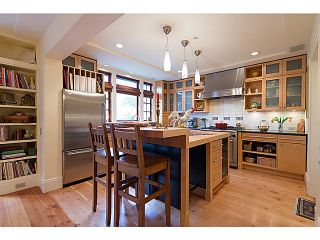 Photo 6: 4550 W 7TH Avenue in Vancouver: Point Grey House for sale in "POINT GREY" (Vancouver West)  : MLS®# V990504