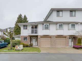 Photo 2: 30 10045 154 Street in Surrey: Guildford Townhouse for sale in "THE HEATHERTON" (North Surrey)  : MLS®# R2664043