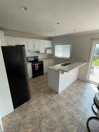 Photo 4: 12 Brookeside Drive in St. Thomas: NE Single Family Residence for sale : MLS®# 40323905