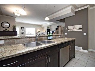 Photo 4: 11 1729 34 Avenue SW in CALGARY: Altadore_River Park Townhouse for sale (Calgary)  : MLS®# C3566973