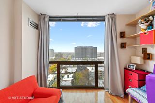 Photo 8: 4343 N CLARENDON Avenue Unit 1503 in Chicago: CHI - Uptown Residential for sale ()  : MLS®# 11271822