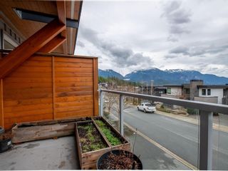 Photo 11: 41302 HORIZON Drive in Squamish: Tantalus 1/2 Duplex for sale : MLS®# R2864915