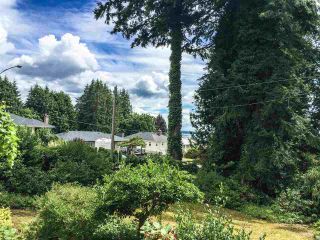 Photo 10: 1381 EVERALL Street: White Rock House for sale (South Surrey White Rock)  : MLS®# R2131608