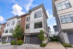 Main Photo: 21 20849 78B Avenue in Langley: Willoughby Heights Townhouse for sale in "Boulevard North" : MLS®# R2739816