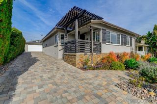 Photo 2: PACIFIC BEACH House for sale : 3 bedrooms : 1980 Chalcedony St in San Diego