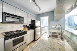 Photo 5: 602 1438 RICHARDS Street in Vancouver: Yaletown Condo for sale in "AZURA 1" (Vancouver West)  : MLS®# R2472936