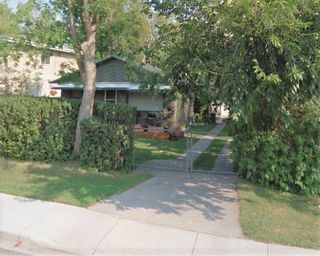 Photo 1: 6504 33 Avenue NW in Calgary: Bowness Detached for sale : MLS®# A2001195