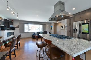 Photo 9: 3912 45 Street SW in Calgary: Glamorgan Detached for sale : MLS®# A2032106