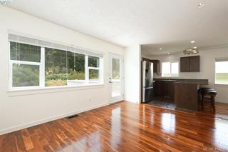 Photo 14: 3173 Kettle Creek Cres in VICTORIA: La Langford Lake House for sale (Langford)  : MLS®# 818796