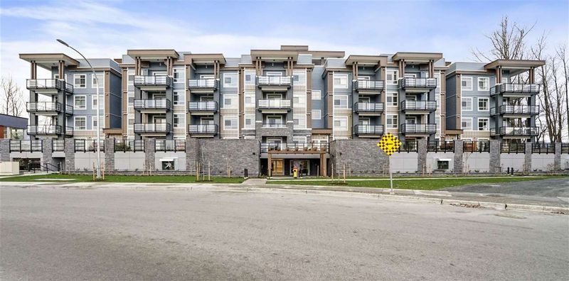 FEATURED LISTING: 505 - 45562 AIRPORT Road Chilliwack