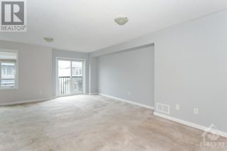 Photo 11: 113 CAMDEN PRIVATE in Ottawa: House for sale : MLS®# 1385847