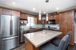 Photo 2: 23709 115 Avenue in Maple Ridge: Cottonwood MR House for sale in "CREEKSIDE" : MLS®# R2418586