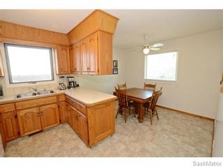 Photo 8: 6 BRUCE Place in Regina: Normanview Single Family Dwelling for sale (Regina Area 02)  : MLS®# 549323