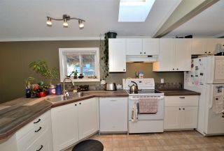 Photo 2: 905 West  Coast Place NW in Edmonton: Zone 59 Mobile for sale : MLS®# E4233509