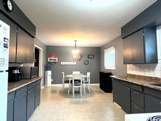 Photo 4: 115 Kraim Avenue in Dauphin: R30 Residential for sale (R30 - Dauphin and Area)  : MLS®# 202327449
