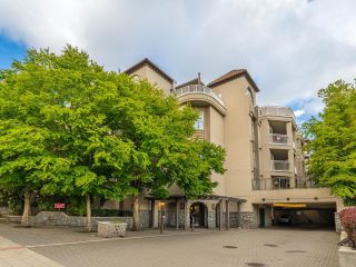 Photo 2: 310 519 TWELFTH Street in New Westminster: Uptown NW Condo for sale in "KINGSGATE HOUSE" : MLS®# R2877188