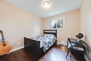 Photo 14: 28 Shawcliffe Bay SW in Calgary: Shawnessy Detached for sale : MLS®# A1220676