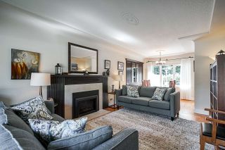 Photo 2: 7949 SUNCREST Drive in Burnaby: Suncrest House for sale (Burnaby South)  : MLS®# R2389884
