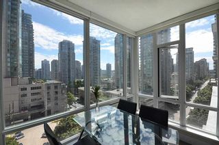 Photo 1: 706 535 SMITHE STREET in Vancouver: Downtown VW Condo for sale (Vancouver West)  : MLS®# R2109457