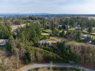 Photo 10: 8898 ARMSTRONG ROAD in Langley: House for sale : MLS®# R2762086
