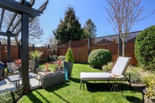 Photo 22: 4 2622 Shelbourne St in Victoria: Vi Oaklands Row/Townhouse for sale : MLS®# 872786