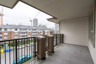 Photo 16: 414 4728 DAWSON Street in Burnaby: Brentwood Park Condo for sale (Burnaby North)  : MLS®# R2427744