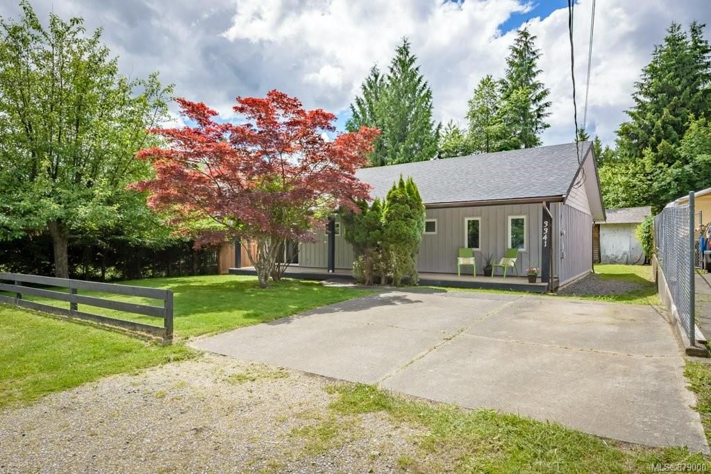 Main Photo: 3341 Egremont Rd in Cumberland: CV Cumberland House for sale (Comox Valley)  : MLS®# 879000