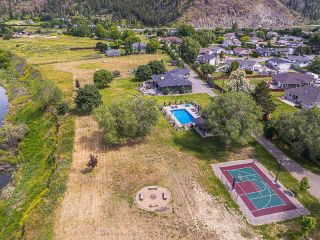 Photo 3: 5025 CAMMERAY DRIVE in Kamloops: Rayleigh House for sale : MLS®# 171073