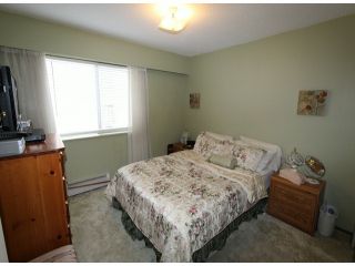 Photo 10: 210 32025 TIMS Avenue in Abbotsford: Abbotsford West Condo for sale in "Elmwood Manor" : MLS®# F1402309