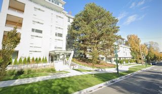 Photo 1: 605 389 W 59TH Avenue in Vancouver: South Cambie Condo for sale in "BELPARK" (Vancouver West)  : MLS®# R2671407