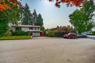 Photo 3: 3810 AZALEA Place in Port Coquitlam: Oxford Heights House for sale in "Oxford Heights" : MLS®# R2780899