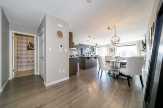 Photo 3: 2325 73 Street Street SW in Edmonton: House for sale : MLS®# E4258684