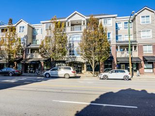 Photo 1: 203 3333 W 4th Avenue in Vancouver: Kitsilano Condo for sale (Vancouver West)  : MLS®# R2004858