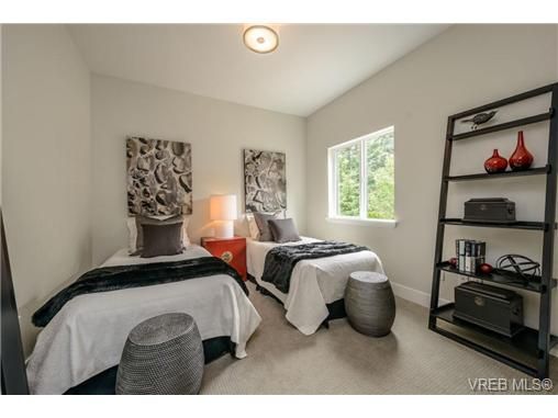 Photo 12: Photos: 4 6981 East Saanich Rd in VICTORIA: CS Island View Row/Townhouse for sale (Central Saanich)  : MLS®# 646562