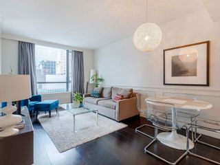 Photo 4: 2304 788 RICHARDS Street in Vancouver: Downtown VW Condo for sale in "L'Hermitage" (Vancouver West)  : MLS®# R2681310