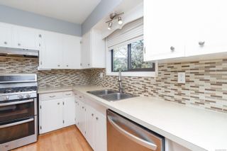 Photo 11: 3662 Dartmouth Pl in Saanich: SE Maplewood House for sale (Saanich East)  : MLS®# 874990