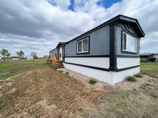Photo 1: 19 Prins Mobile Home Park Other in Rural Newell, County of: Rural Newell County Mobile for sale : MLS®# A2083936