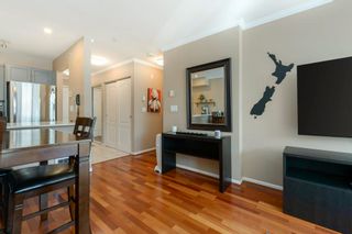 Photo 8: 401 2490 W 2ND Avenue in Vancouver: Kitsilano Condo for sale in "TRINITY PLACE" (Vancouver West)  : MLS®# R2871688