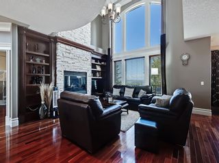 Photo 9: 18 Coulee View SW in Calgary: Cougar Ridge Detached for sale : MLS®# A1145614