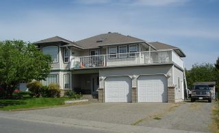 Photo 1: 27075 25th Avenue in Langley: Home for sale